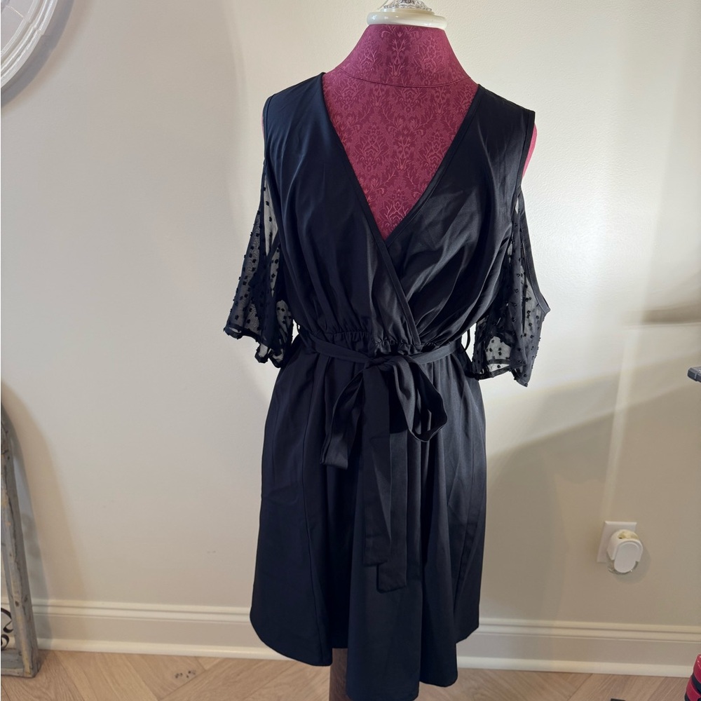 SHEIN Black Velvet Robe Wrap Style with Belt